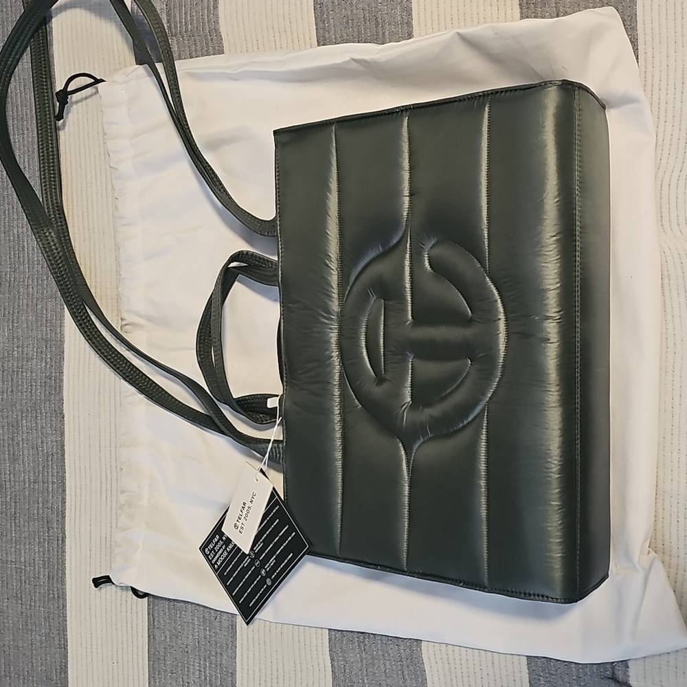 NWT Telfar Medium Puff Shopper Green Quilted Tote Bag